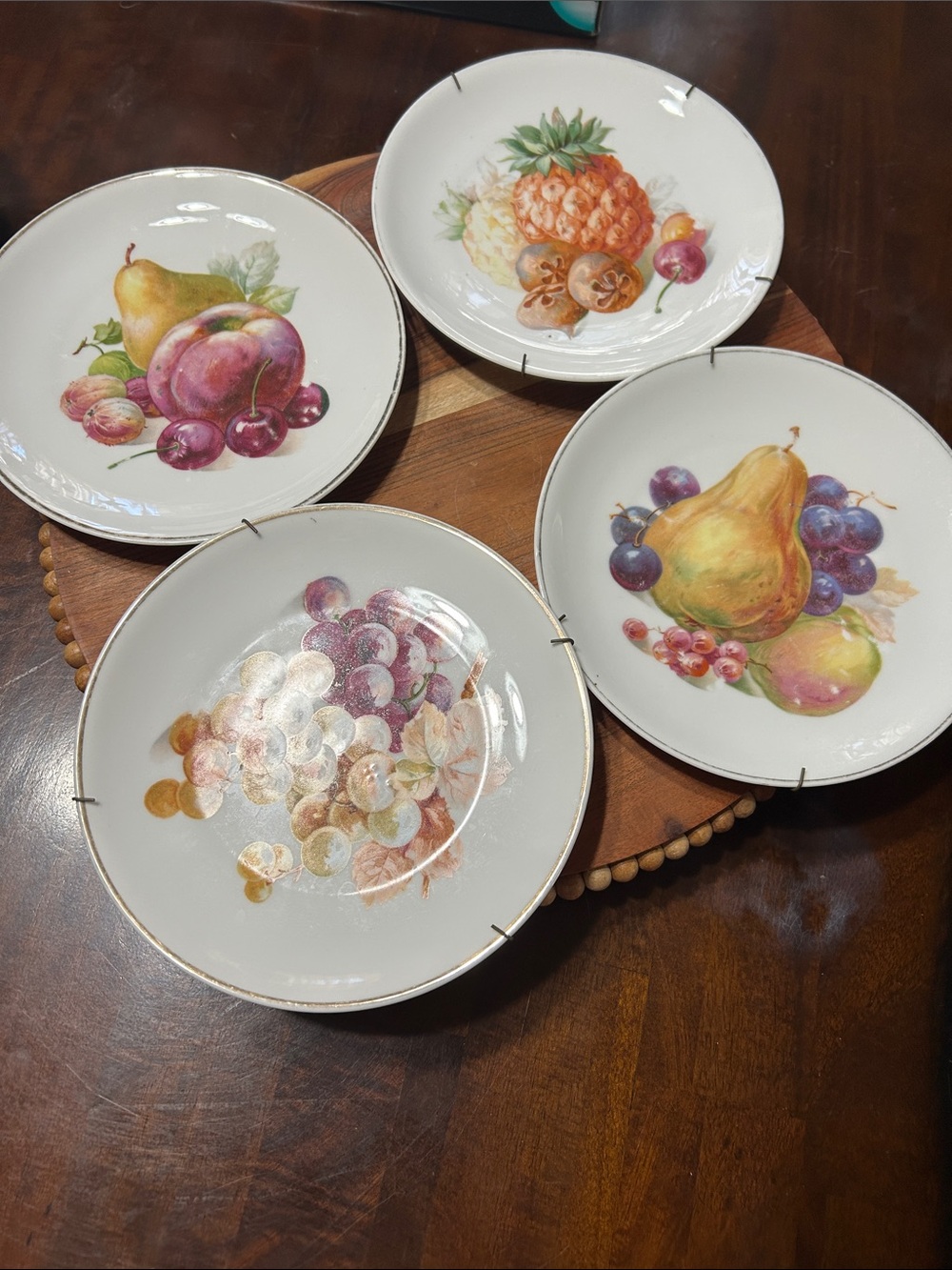 Fruit Decorated Plates Vintage Bundle of 4 EUC